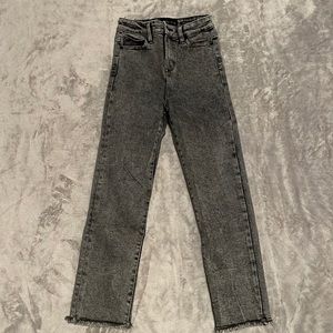 Kendall + Kylie stretch jeans!